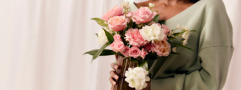 10 Best Flowers For Graduation